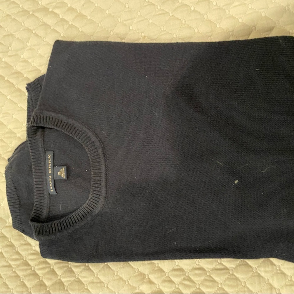 Solid Black Crewneck Sweater with Ribbed Neckline